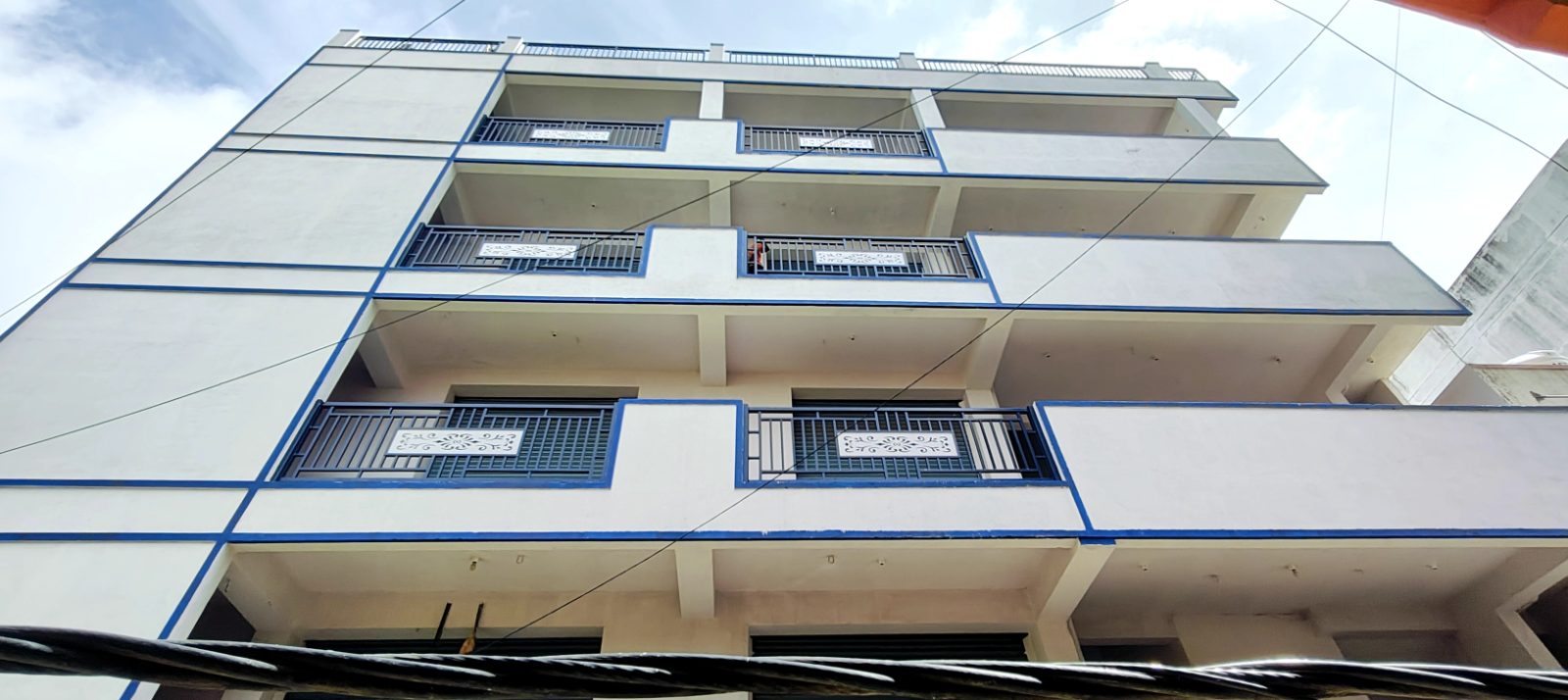 Commercial Building / Shop in Bangalore — photo 3
