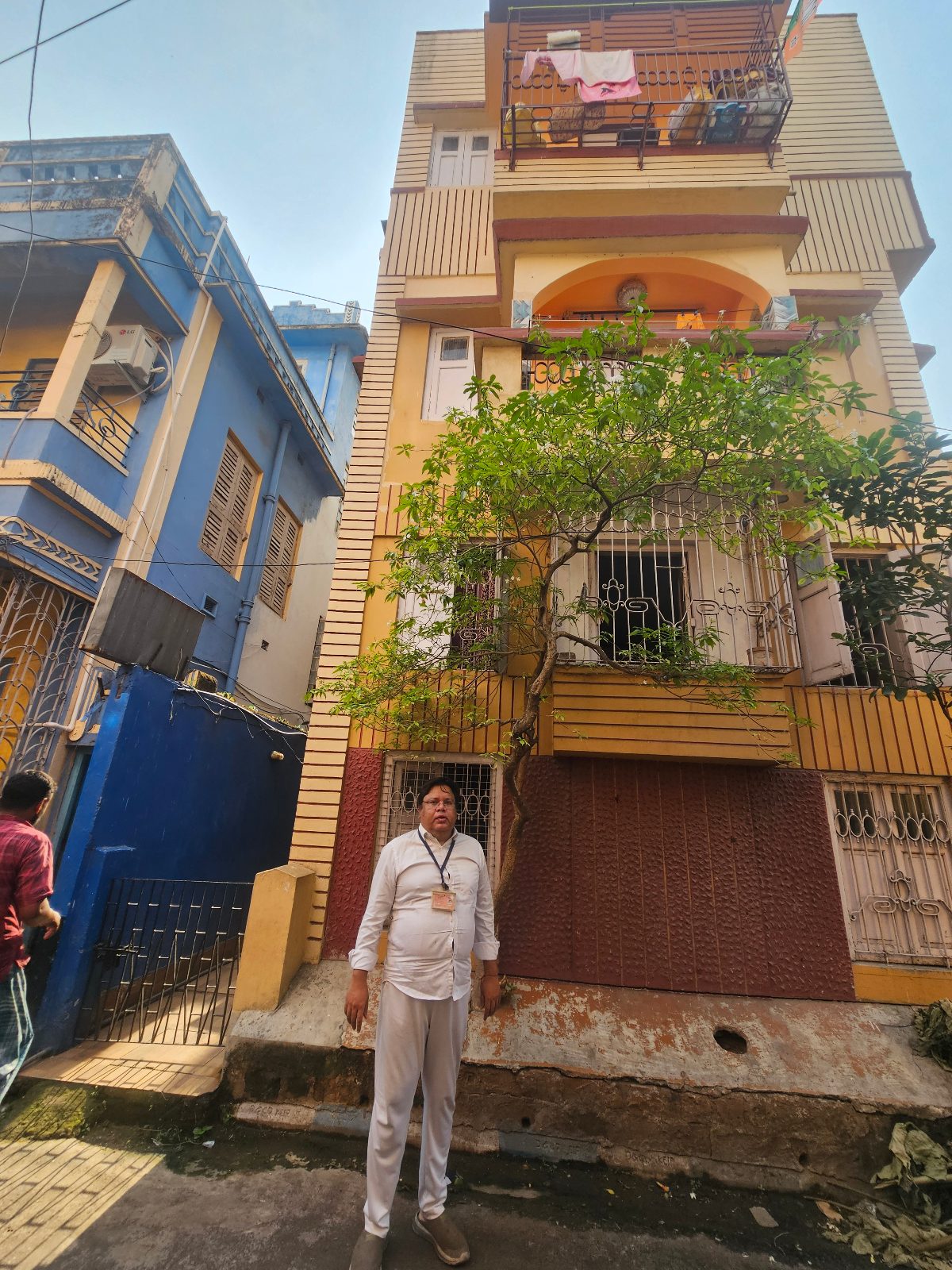 Residential House / Villa in Kolkata — photo 1