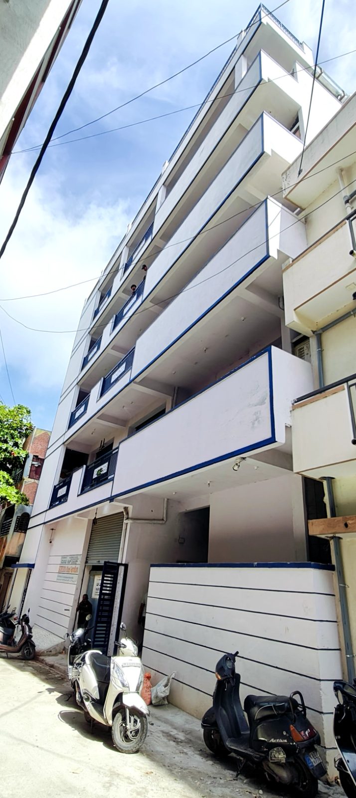Commercial Building / Shop in Bangalore — photo 4
