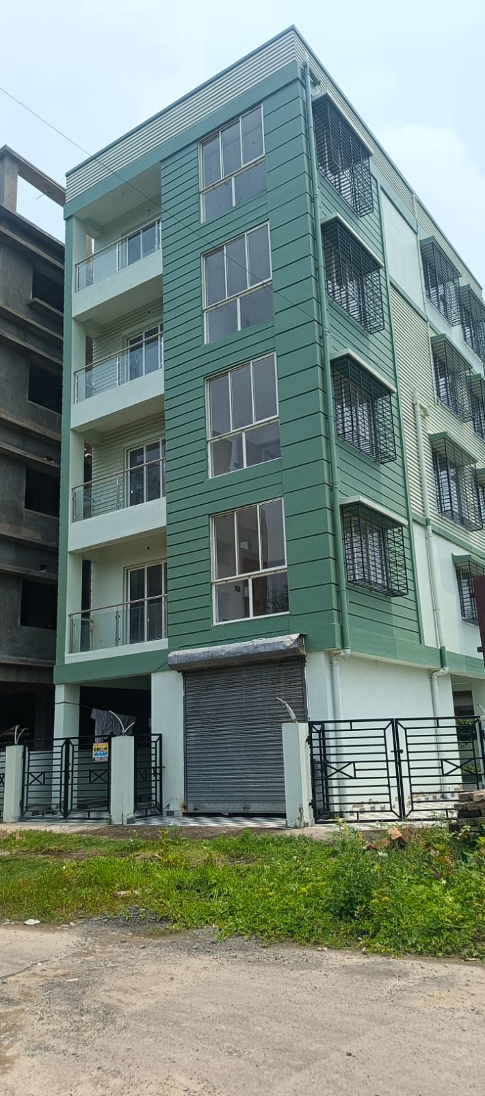 Apartment / Flat in Kolkata — photo 1