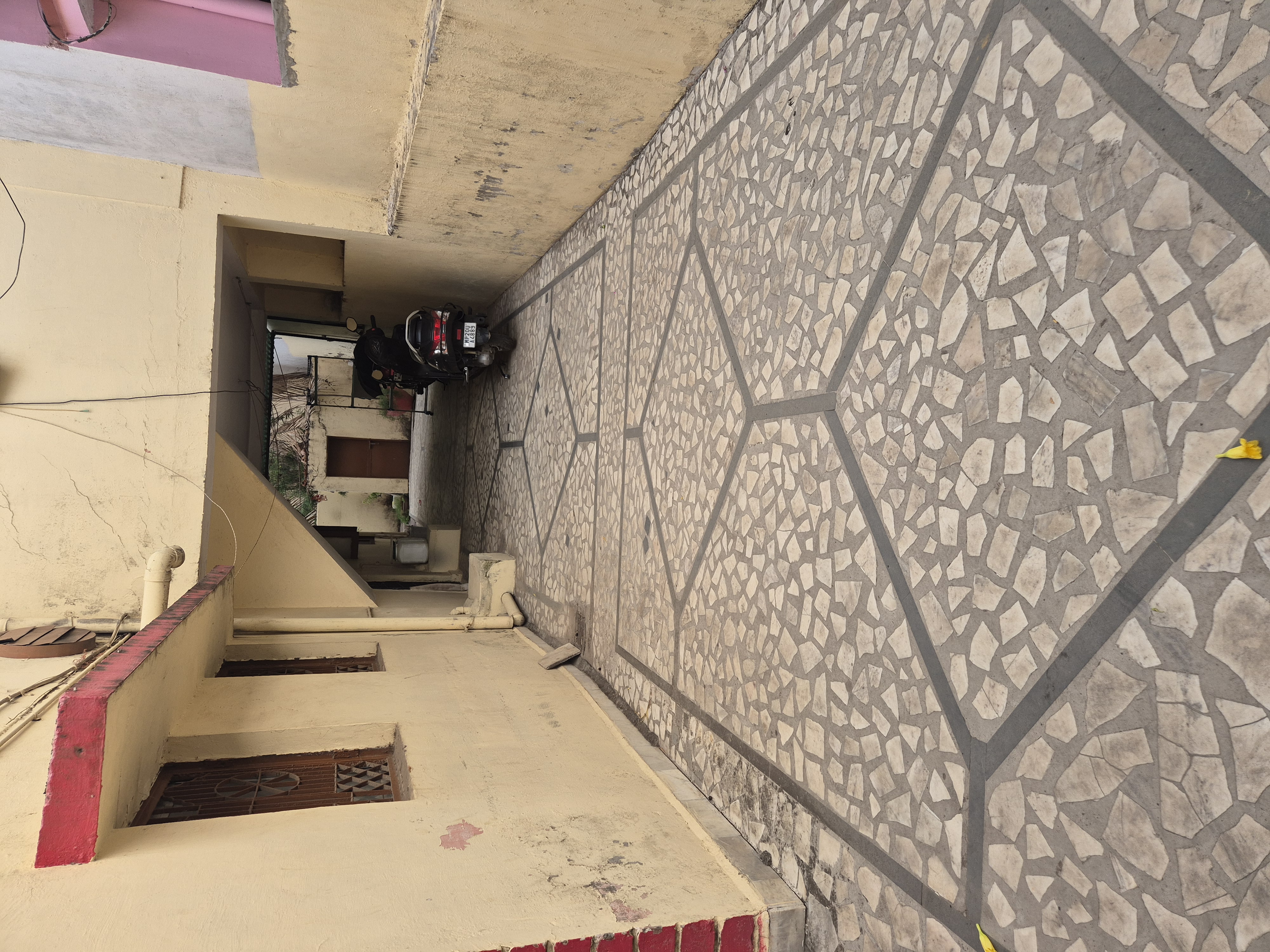 Residential House / Villa in Jabalpur — photo 5